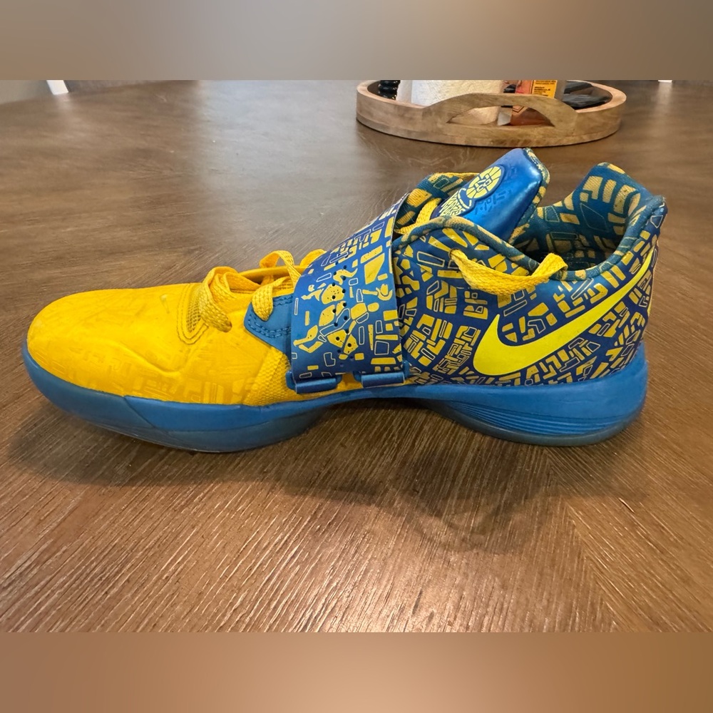 Nike Zoom KD 4 Scoring Title 2025 Retro Size 9.5 Mens Basketball FZ5916-400